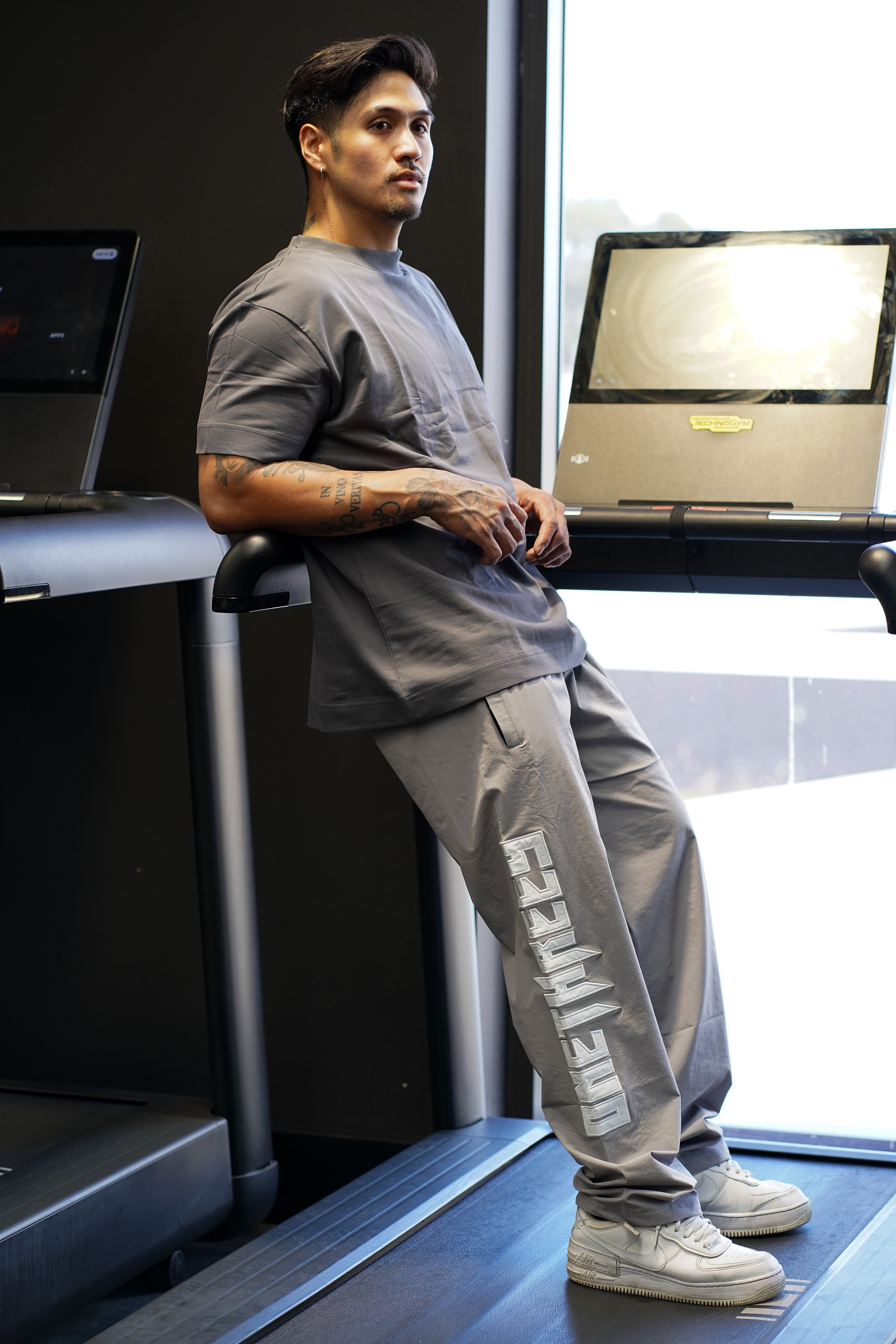Legacy trackies (Graphite)