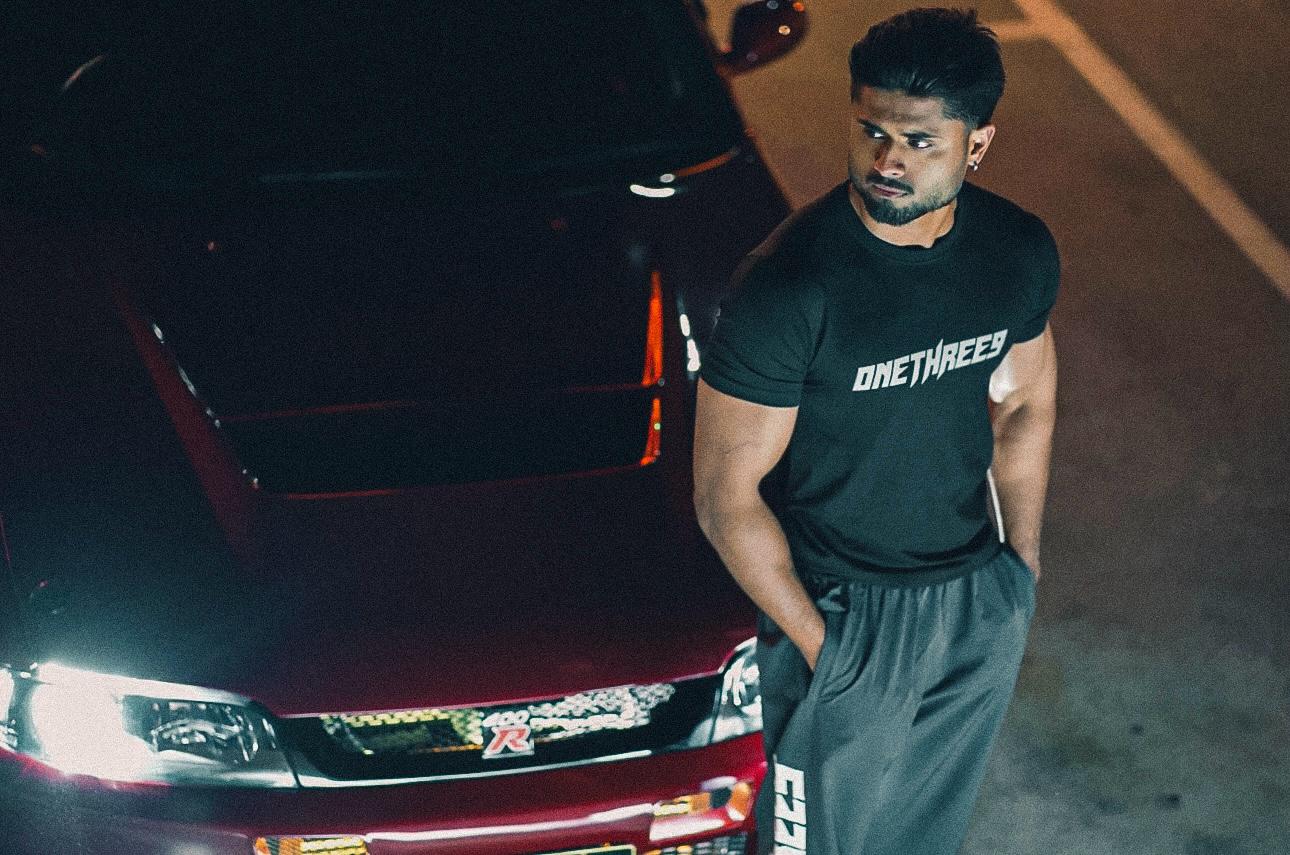 Second-Skin Muscle Tee (Black)